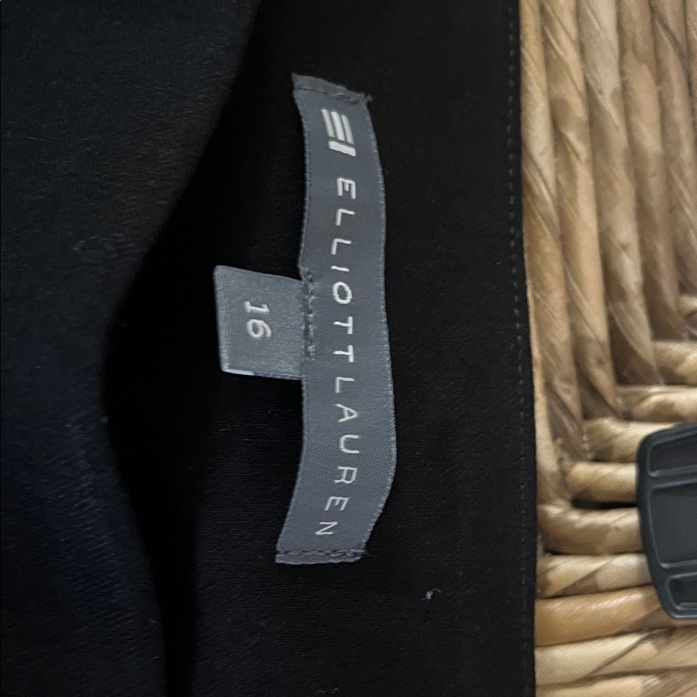 Elliott Lauren Classic Black Apparel